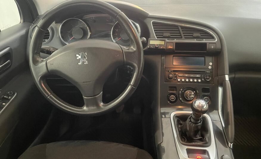 PEUGEOT 3008 1.6HDI