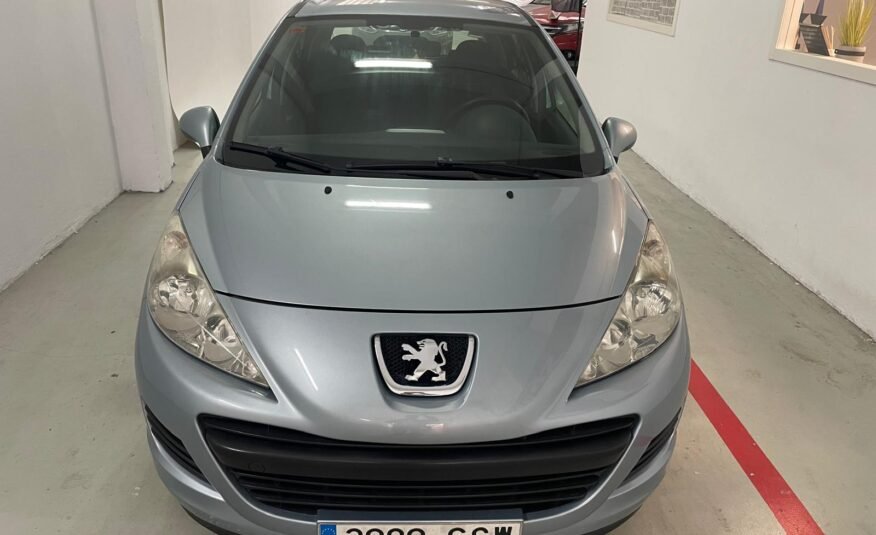 PEUGEOT 207 1.4