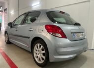 PEUGEOT 207 1.4