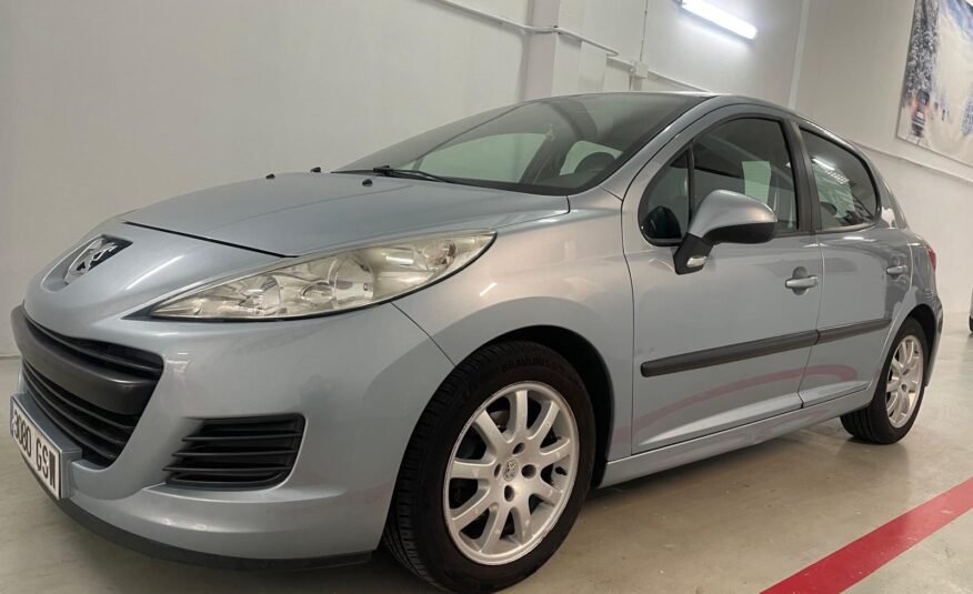 PEUGEOT 207 1.4