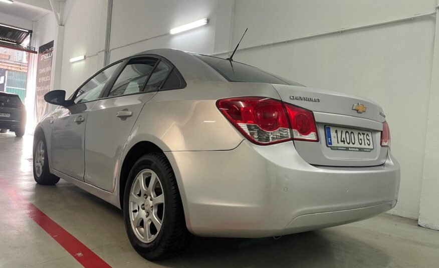 CHEVROLET CRUZE 2.0