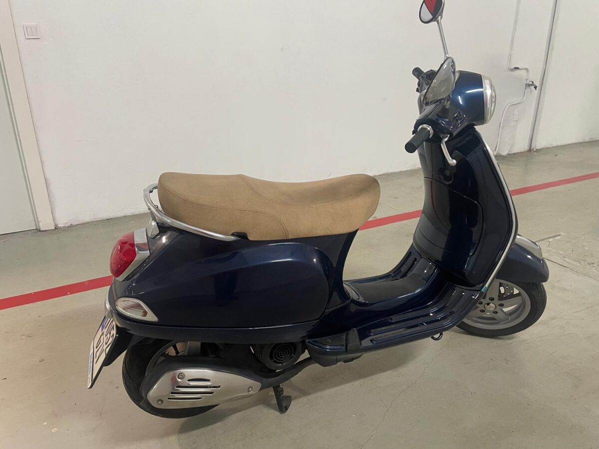 PIAGGIO VESPA LX 125