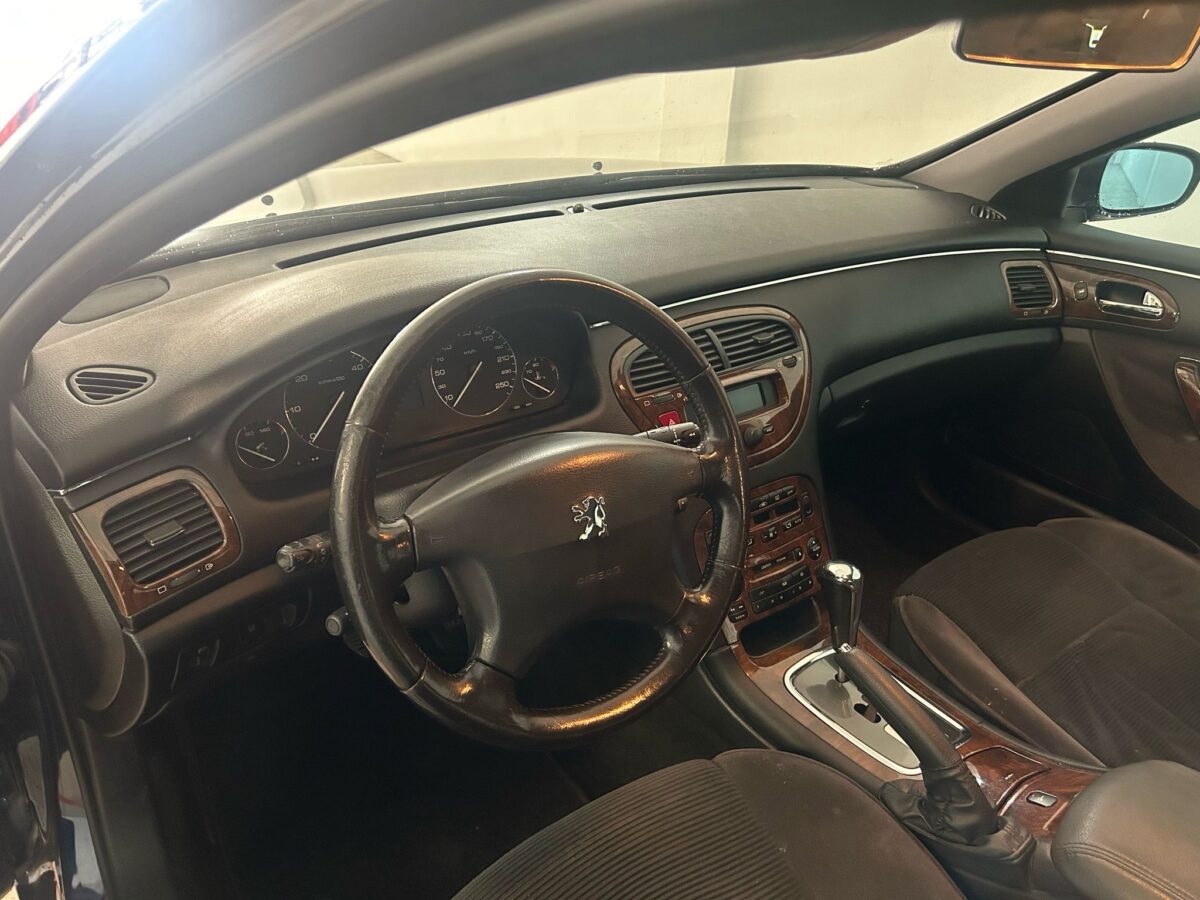 PEUGEOT 607 2.2HDi