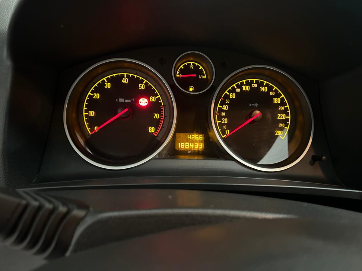 OPEL ZAFIRA 1.6