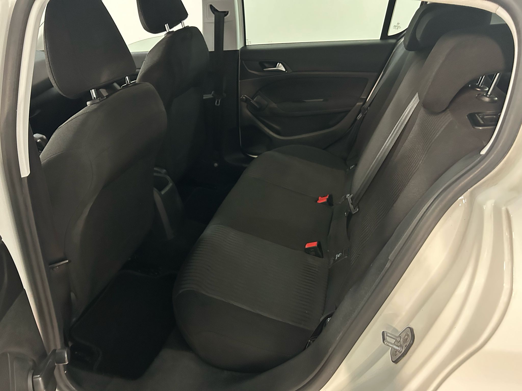 PEUGEOT 308 1.6HDI