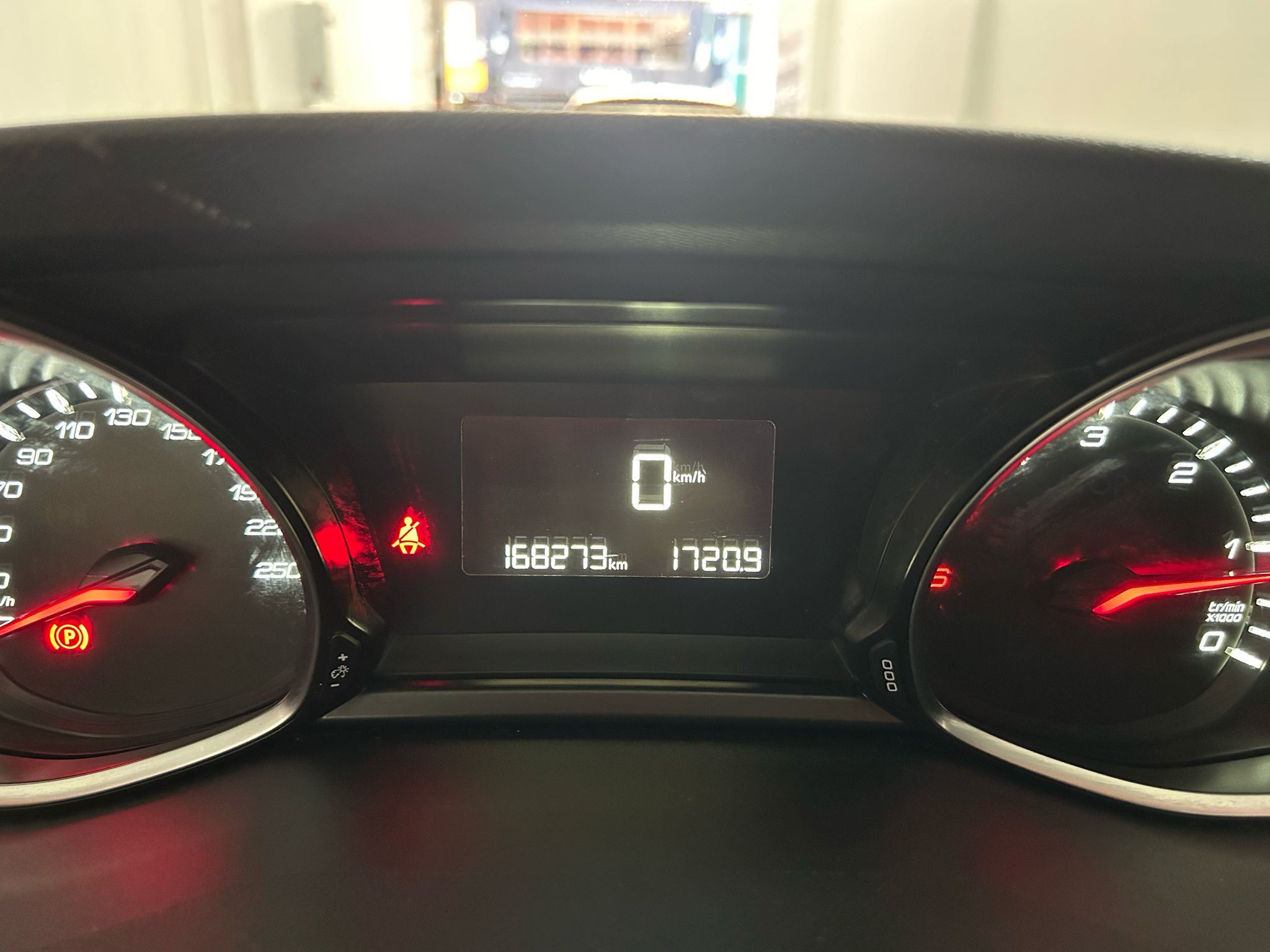 PEUGEOT 308 1.6HDI