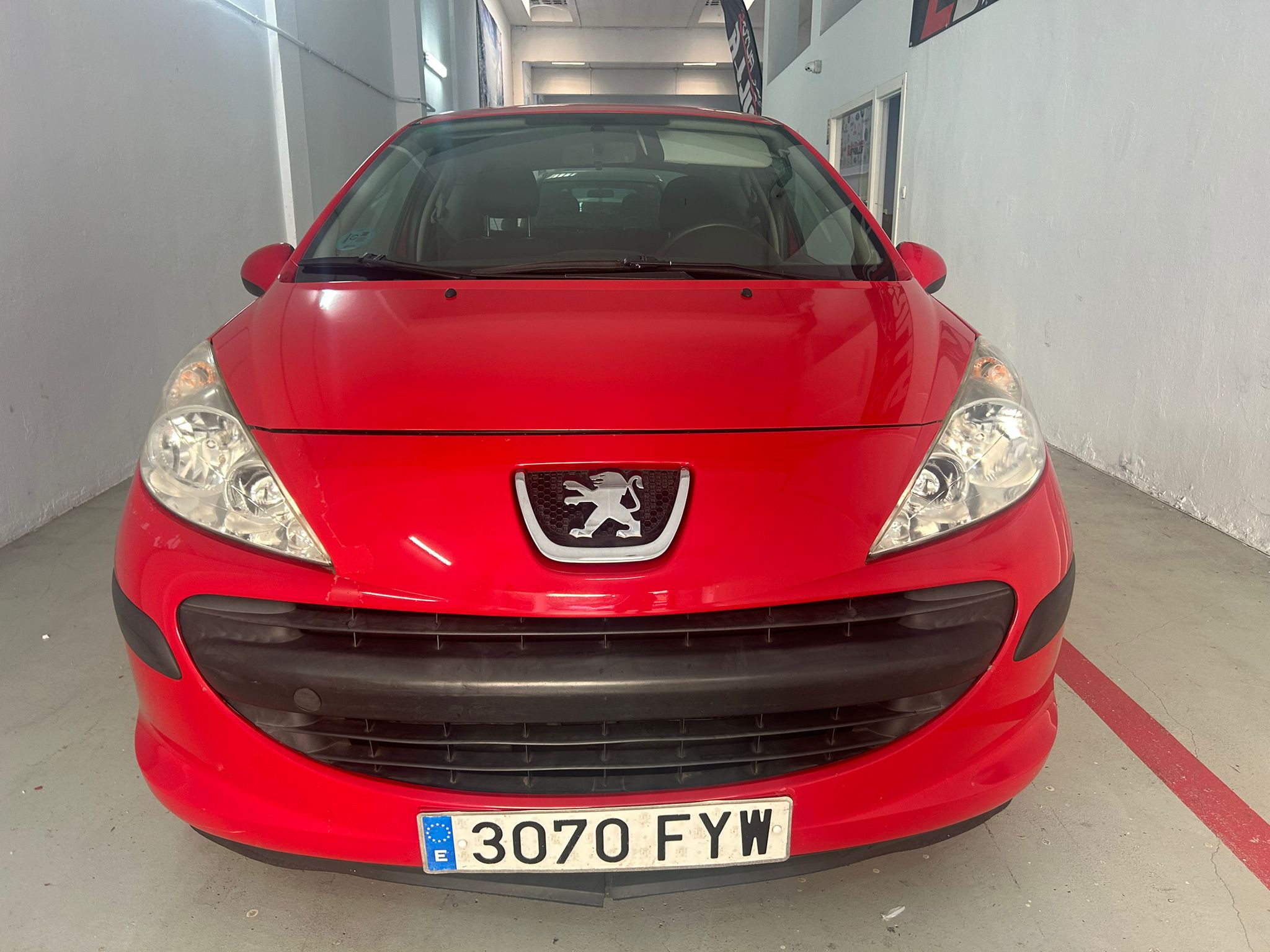 PEUGEOT 207 1.4