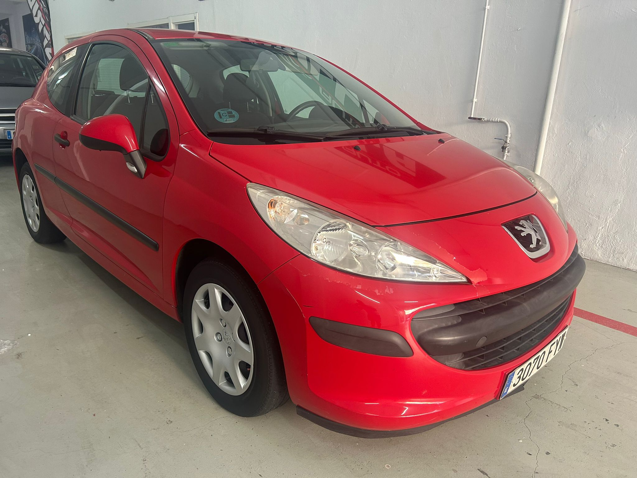 PEUGEOT 207 1.4