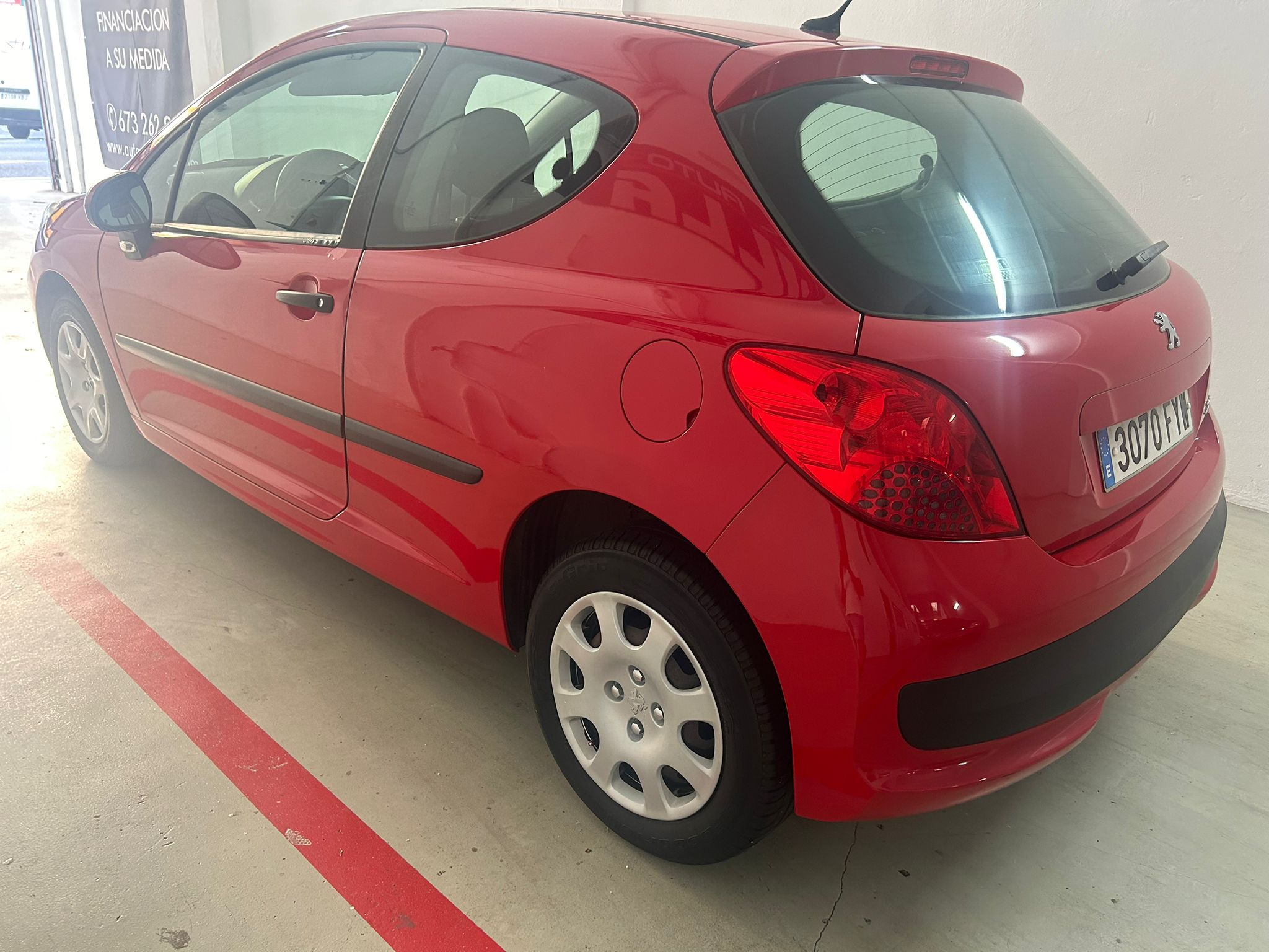 PEUGEOT 207 1.4
