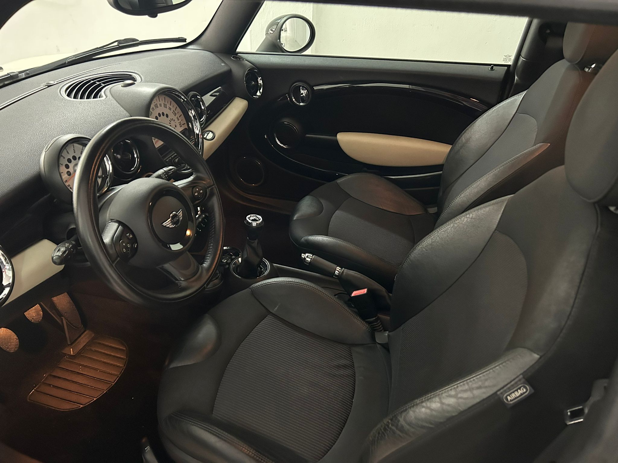 MINI 1.6
