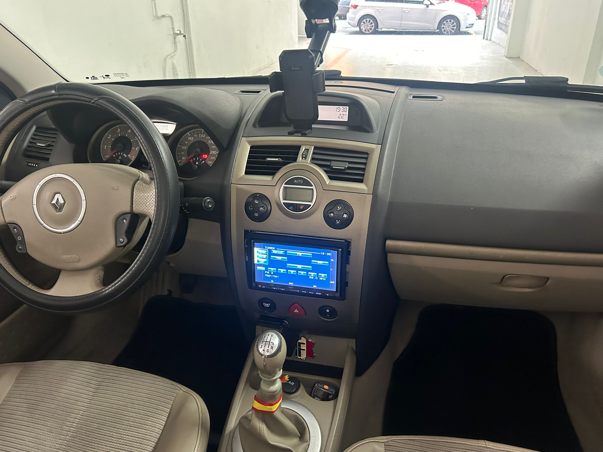 RENAULT Megane 2.0 