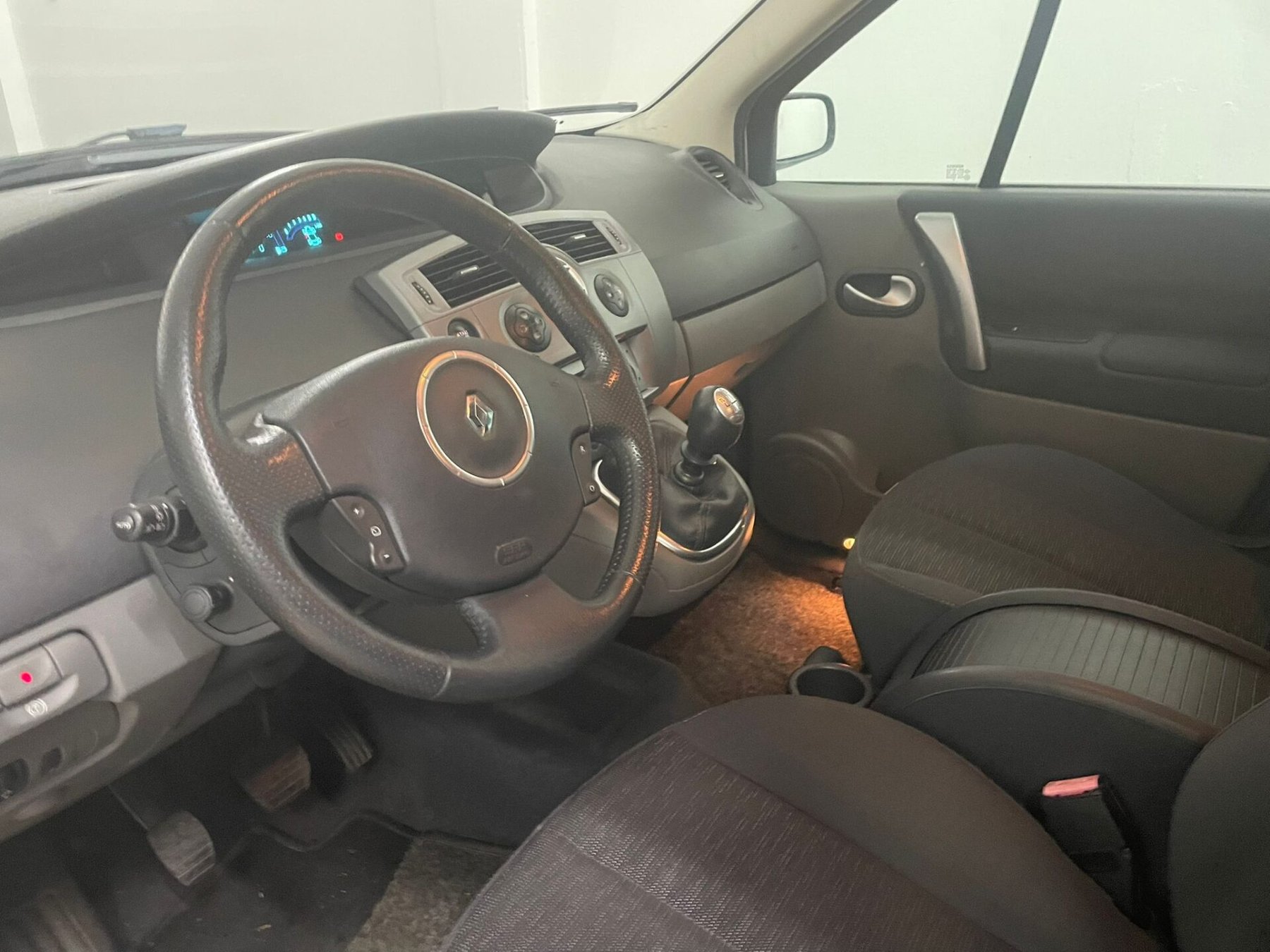 RENAULT SCENIC 1.5 DCI